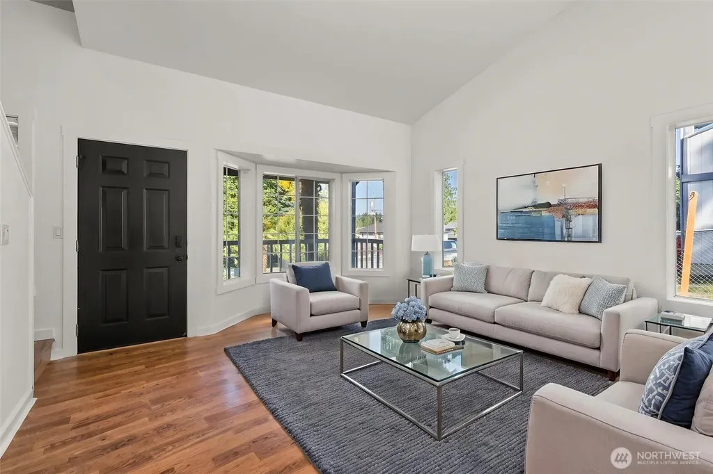 4840 N Island Drive E Bonney Lake WA 98391