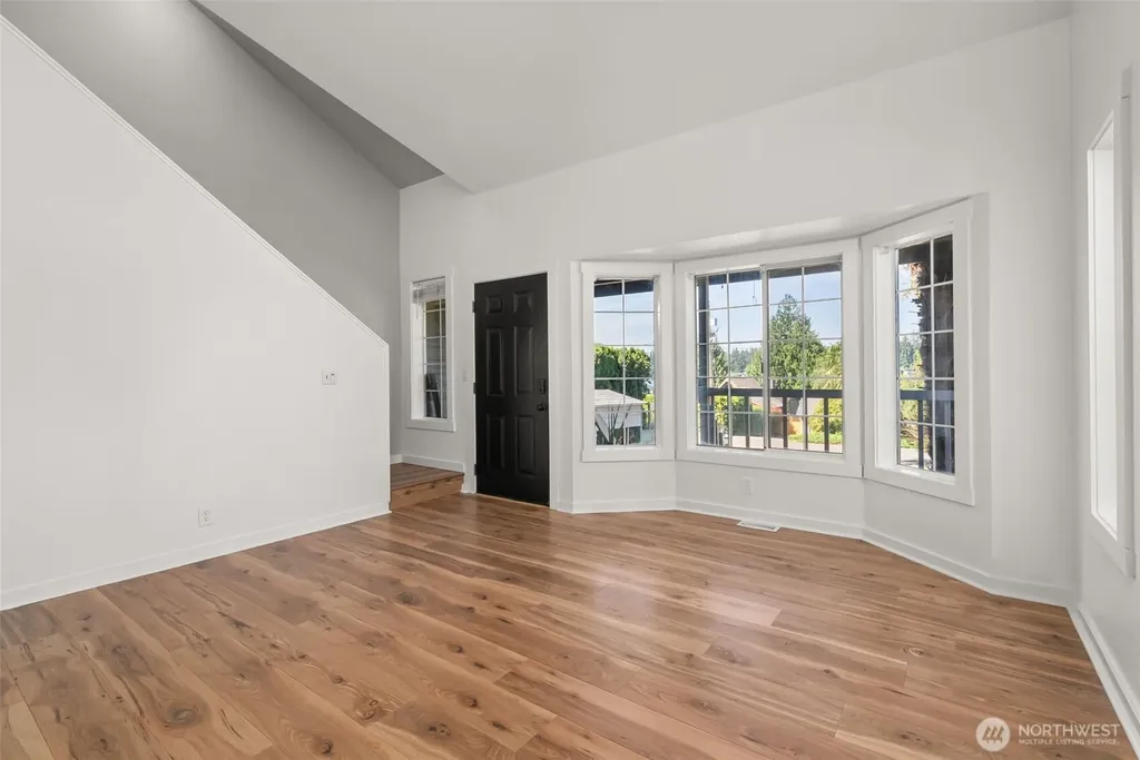 4840 N Island Drive E Bonney Lake WA 98391