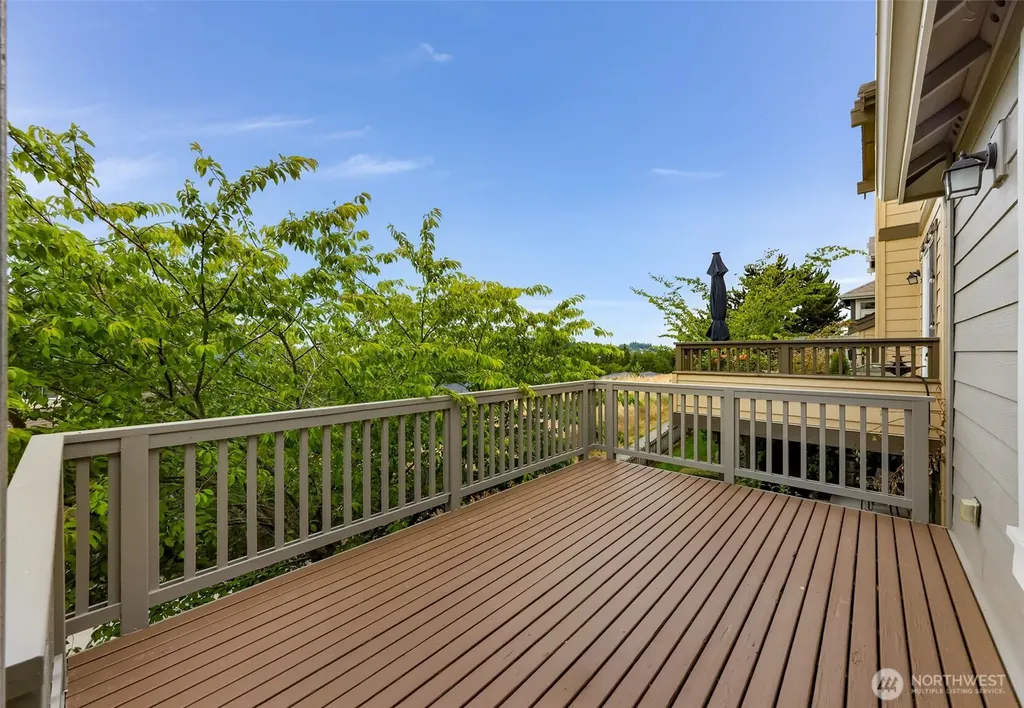 1757 9th Court NE Issaquah WA 98029