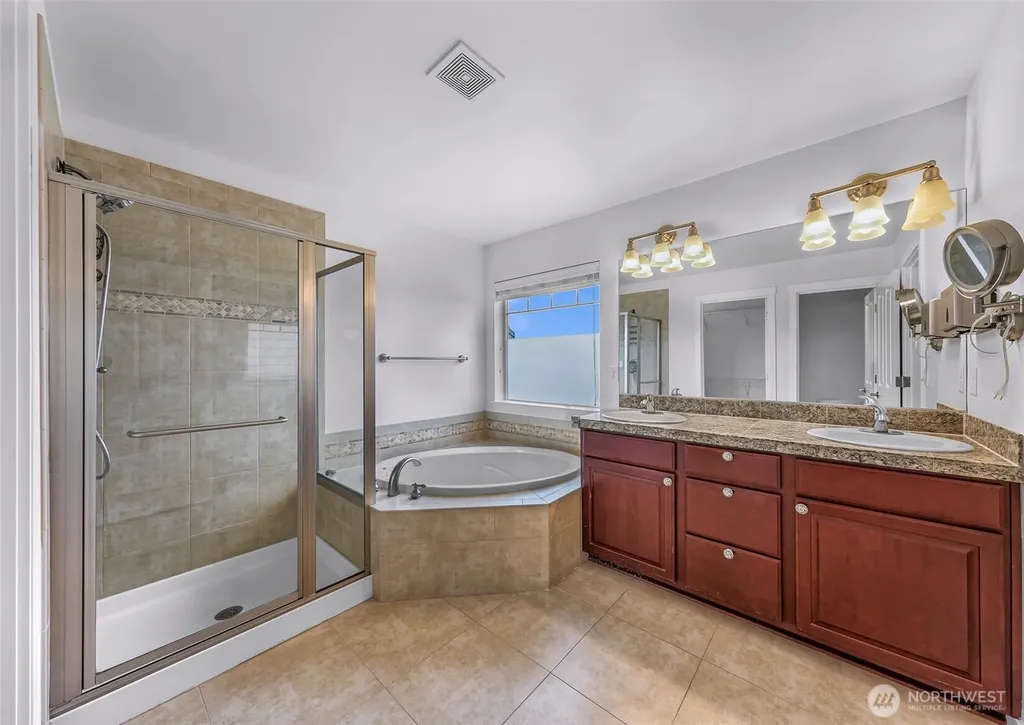 1757 9th Court NE Issaquah WA 98029