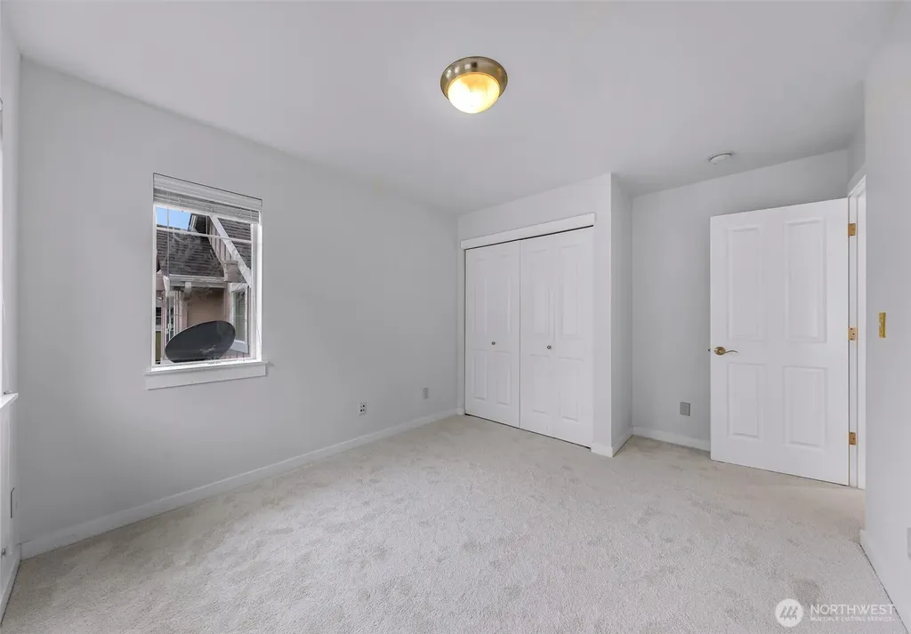 1757 9th Court NE Issaquah WA 98029