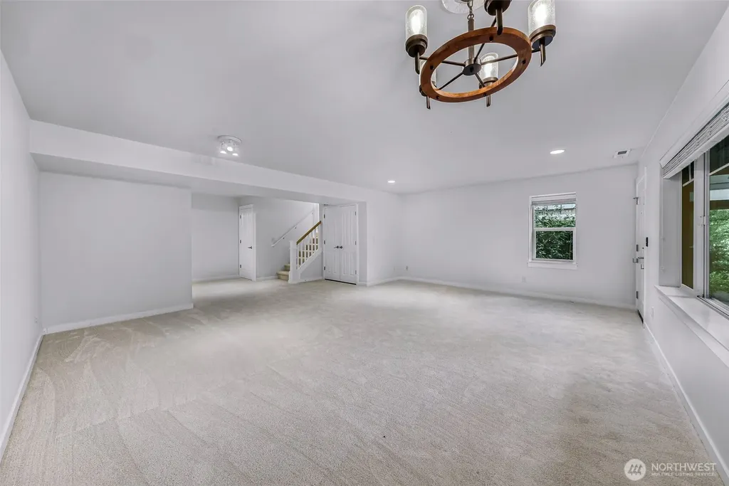 1757 9th Court NE Issaquah WA 98029