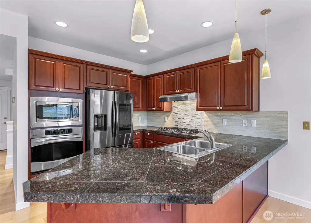 1757 9th Court NE Issaquah WA 98029
