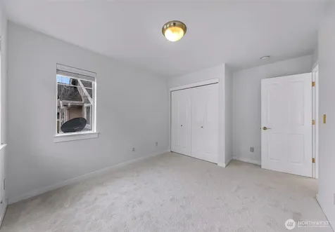 1757 9th Court NE Issaquah WA 98029