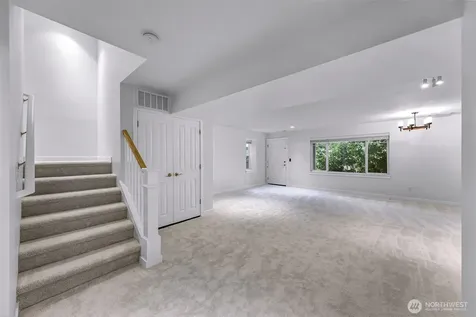 1757 9th Court NE Issaquah WA 98029