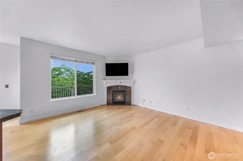 1757 9th Court NE Issaquah WA 98029