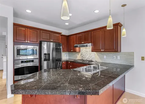 1757 9th Court NE Issaquah WA 98029