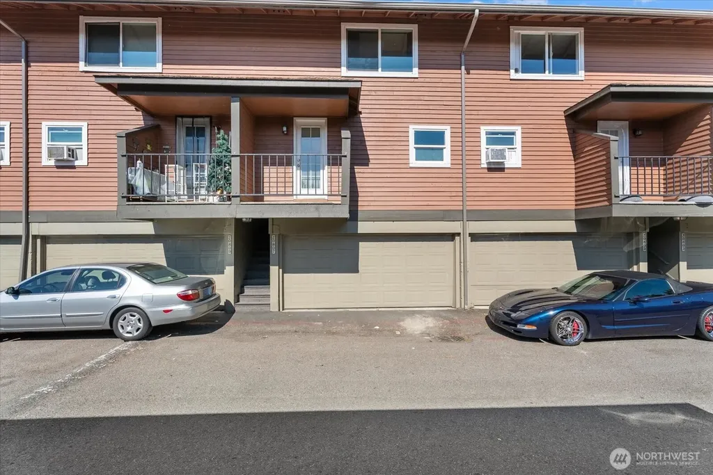 10925 SE 208th Street Kent WA 98031