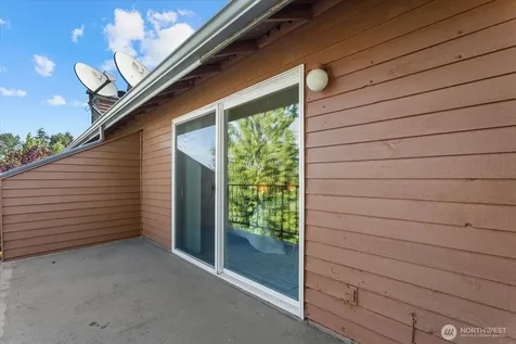 10925 SE 208th Street Kent WA 98031