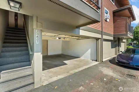 10925 SE 208th Street Kent WA 98031