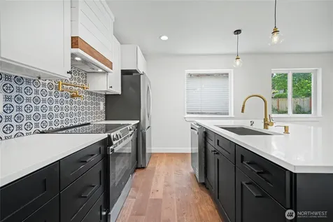 5610 Rockefeller Avenue Everett WA 98203