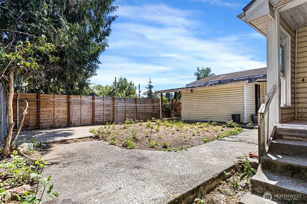 8614 Renton Avenue S Seattle WA 98118