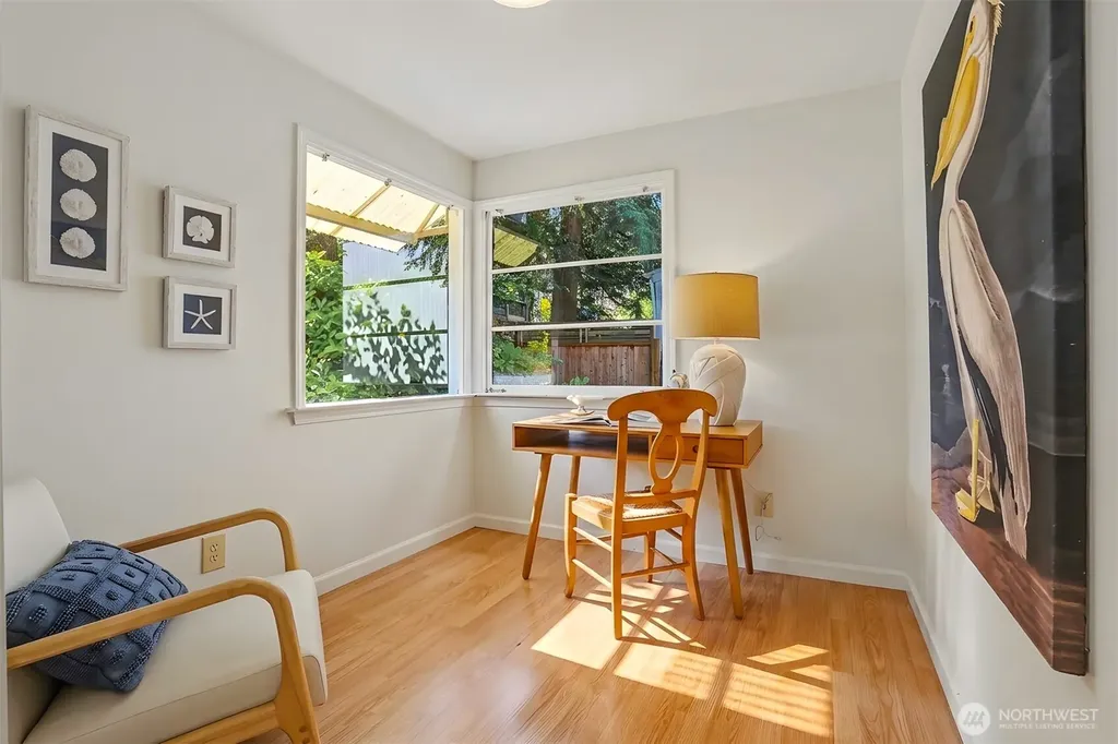 8011 SE 57th Street Mercer Island WA 98040