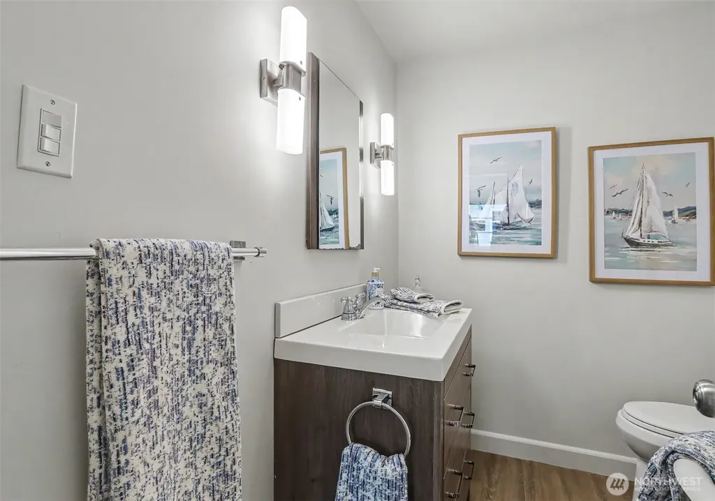 8011 SE 57th Street Mercer Island WA 98040