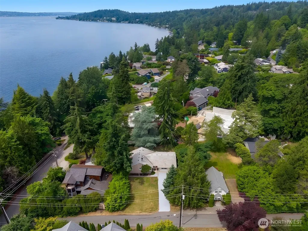 8011 SE 57th Street Mercer Island WA 98040