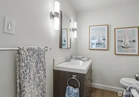 8011 SE 57th Street Mercer Island WA 98040