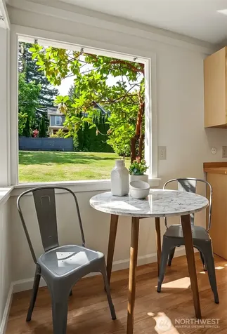 8011 SE 57th Street Mercer Island WA 98040