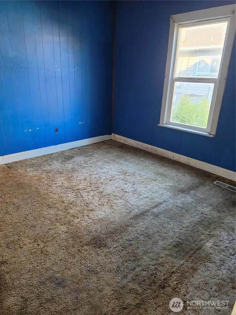 1518 W 1st Street Aberdeen WA 98520
