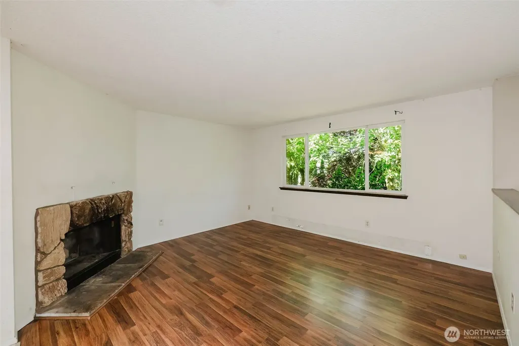 7300 Trica Avenue NE Bremerton WA 98311