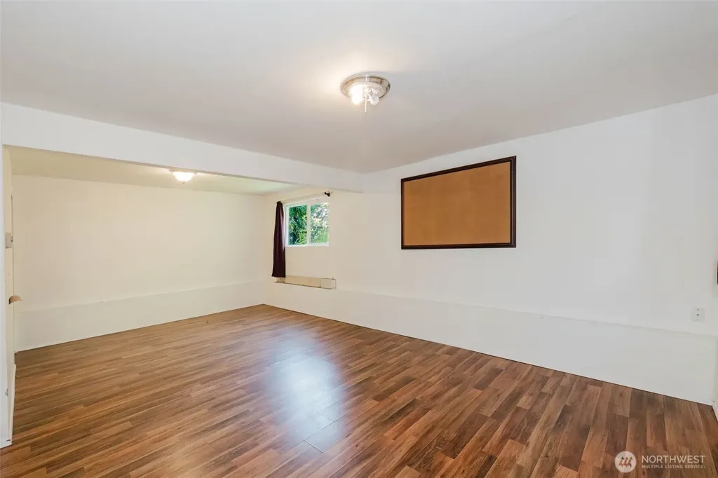 7300 Trica Avenue NE Bremerton WA 98311