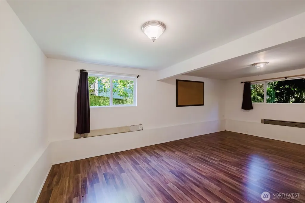 7300 Trica Avenue NE Bremerton WA 98311