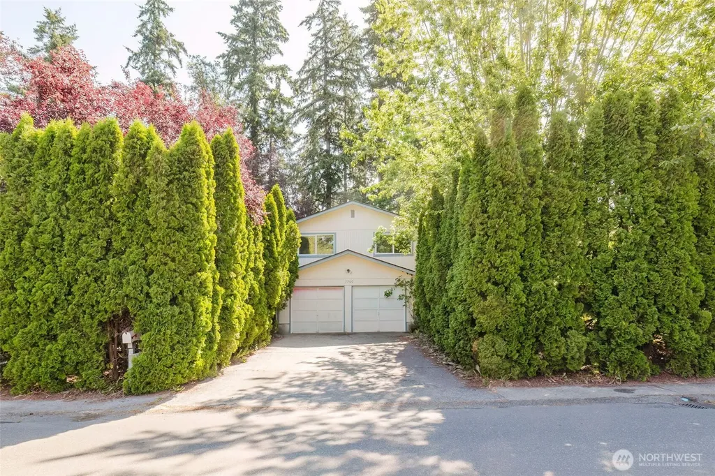 7300 Trica Avenue NE Bremerton WA 98311
