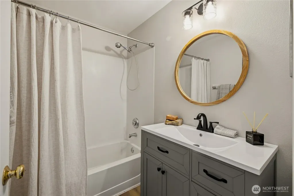 22807 SE 266th Street Maple Valley WA 98038