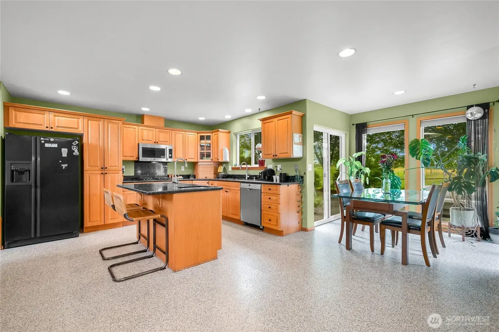 727 Lange Road Bellingham WA 98226
