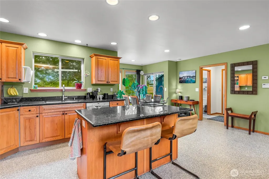 727 Lange Road Bellingham WA 98226