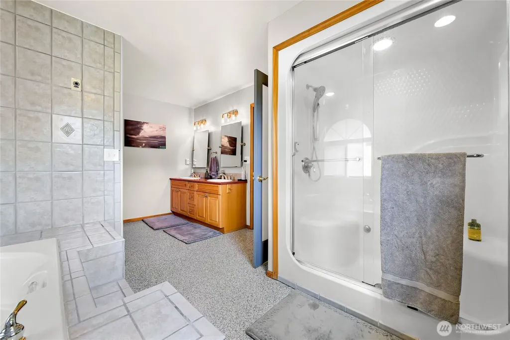 727 Lange Road Bellingham WA 98226