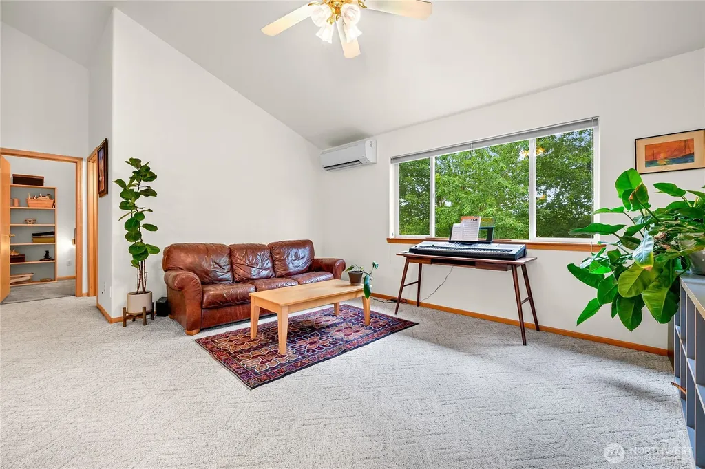 727 Lange Road Bellingham WA 98226