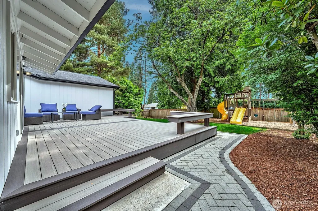 7106 139th Place NE Redmond WA 98052