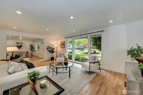7106 139th Place NE Redmond WA 98052