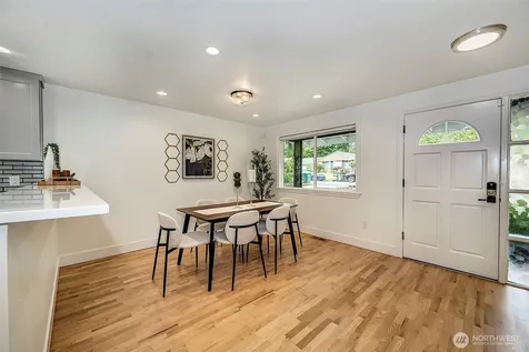 7106 139th Place NE Redmond WA 98052