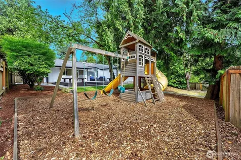 7106 139th Place NE Redmond WA 98052