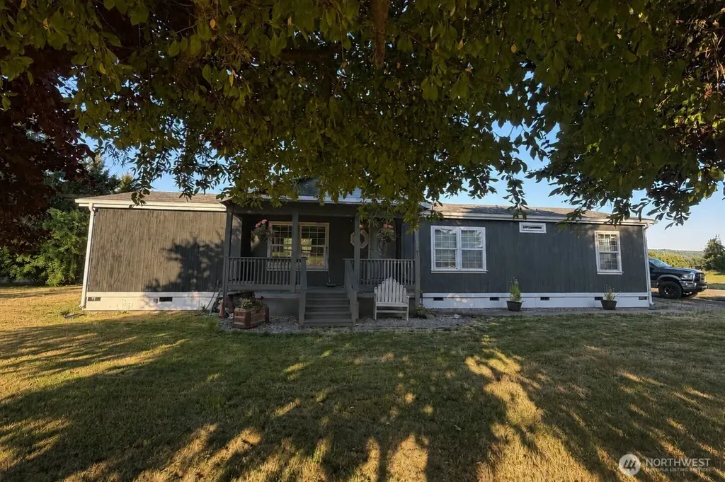 323 Twin Oaks Road Chehalis WA 98532