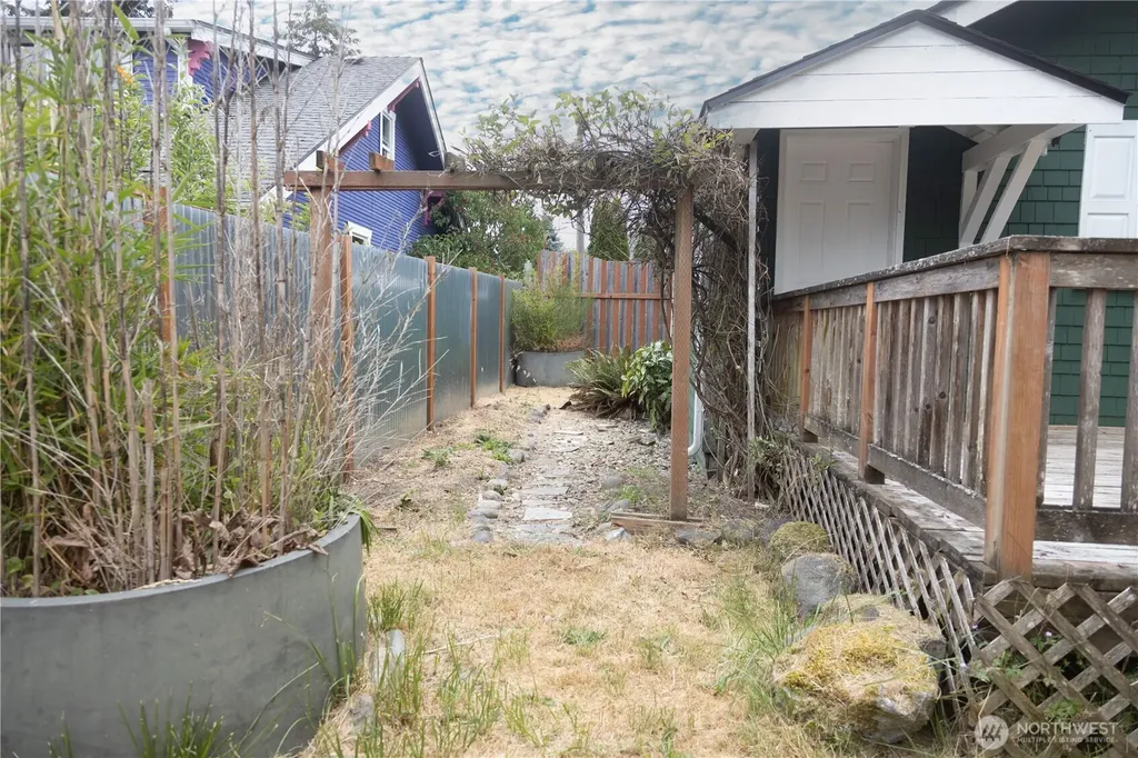 8608 S Thompson Avenue Tacoma WA 98444