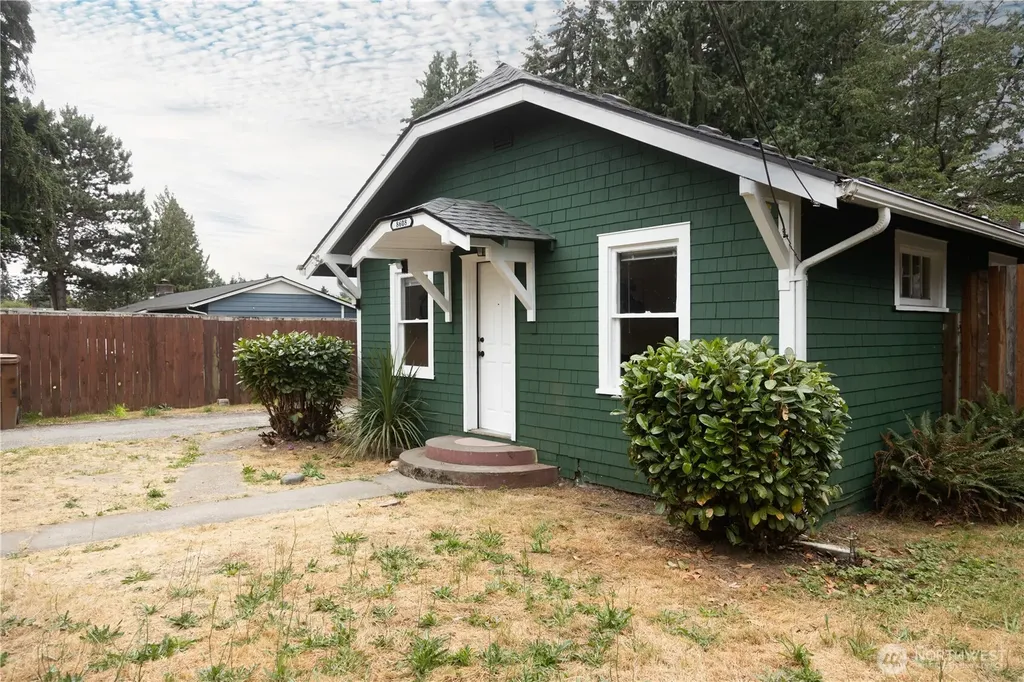 8608 S Thompson Avenue Tacoma WA 98444