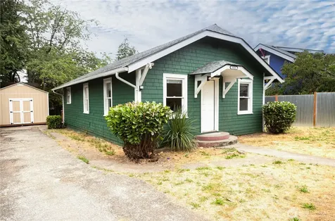 8608 S Thompson Avenue Tacoma WA 98444