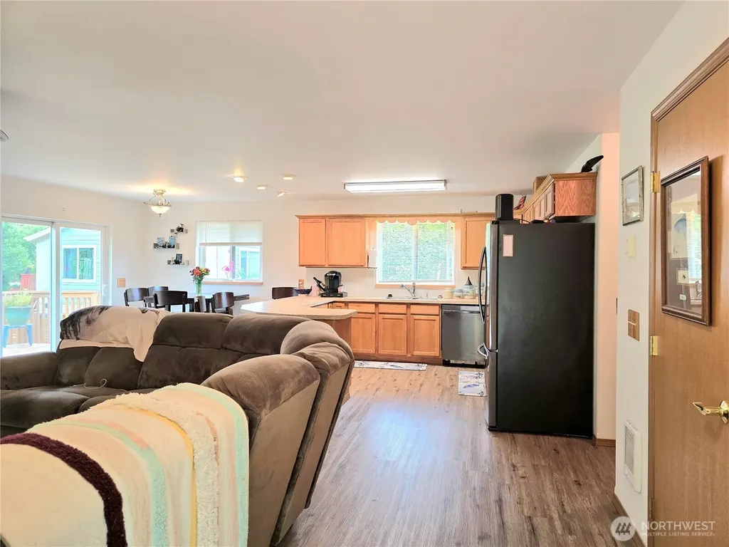 501 S Olympia Street Westport WA 98595
