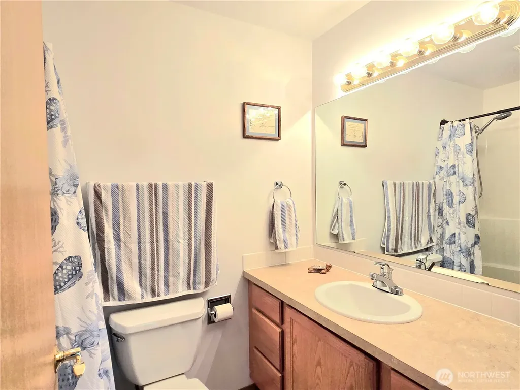 501 S Olympia Street Westport WA 98595