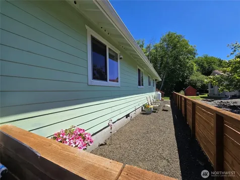 501 S Olympia Street Westport WA 98595
