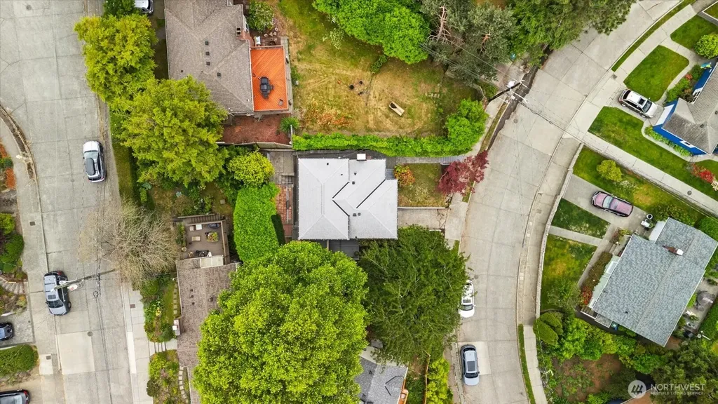2804 Prosch Avenue W Seattle WA 98119