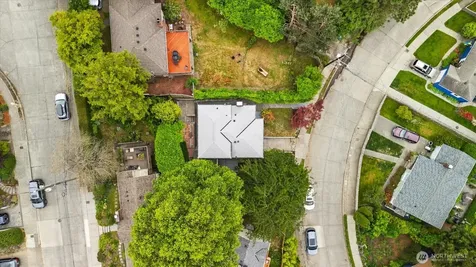 2804 Prosch Avenue W Seattle WA 98119