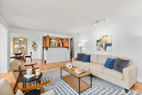2804 Prosch Avenue W Seattle WA 98119