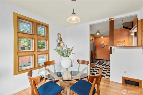 2804 Prosch Avenue W Seattle WA 98119