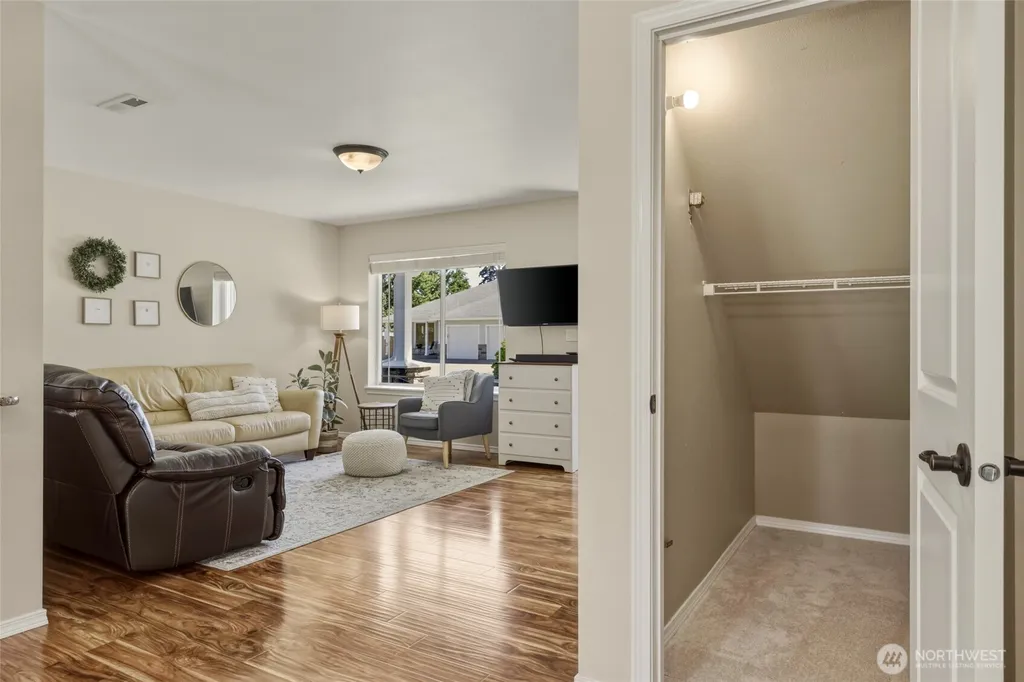 303 135th Place SE Rainier WA 98576