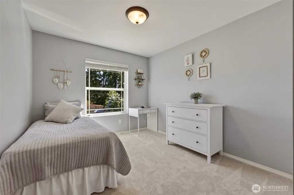 303 135th Place SE Rainier WA 98576