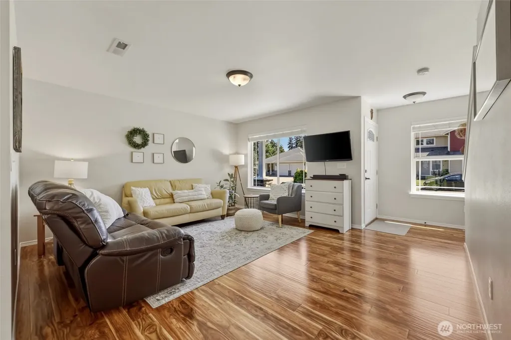 303 135th Place SE Rainier WA 98576