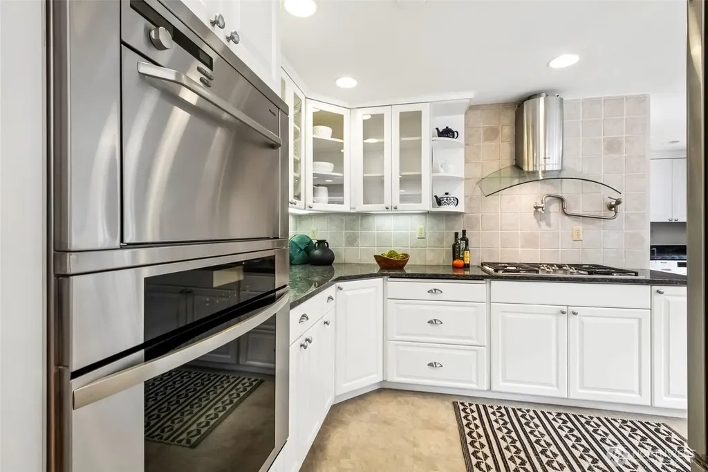25845 SE 152 Street Issaquah WA 98027